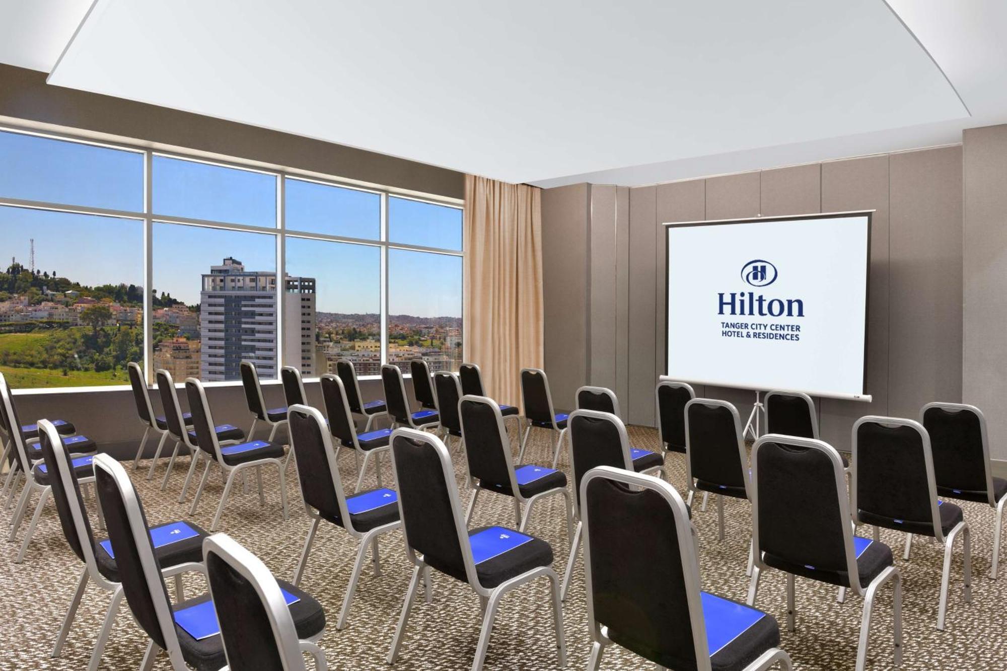 Hilton Tanger City Center Bagian luar foto Meeting room